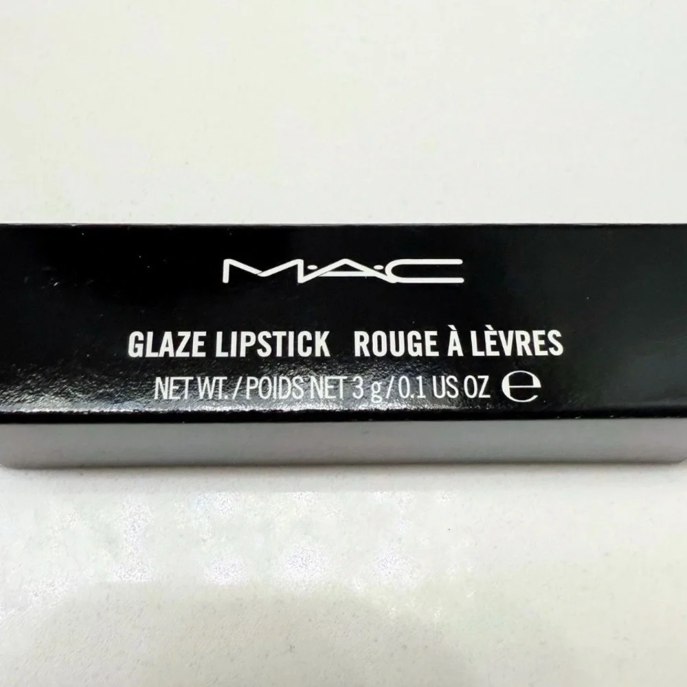 MAC Limited Edition Hello Kitty Lipstick in Fashion Mews - Picture 3 of 3